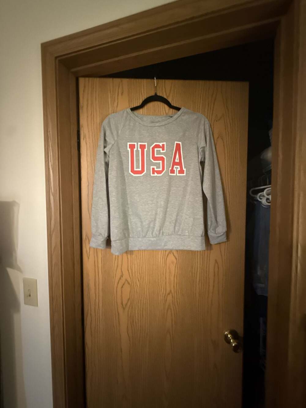USA Graphic Long Sleeve Lightweight Sweatshirt Gray